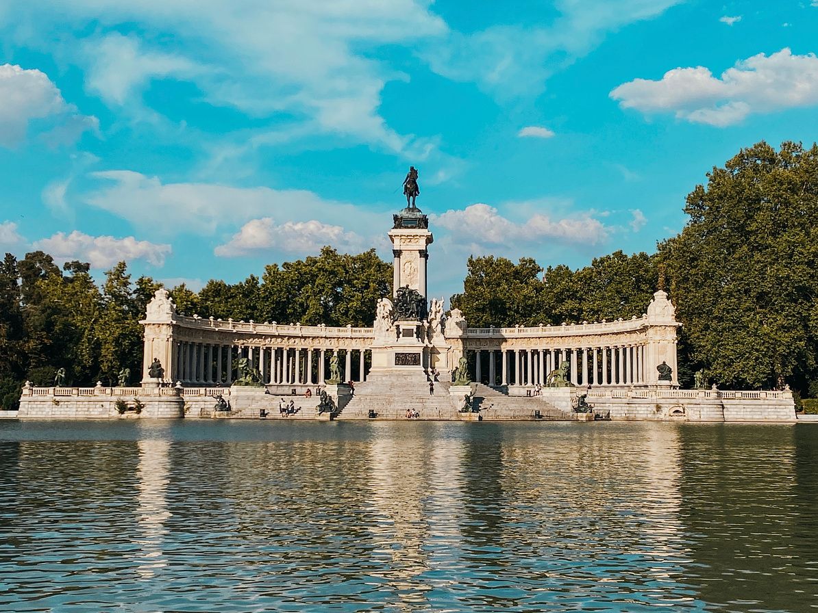 Retiro Park monument and lake in Madrid